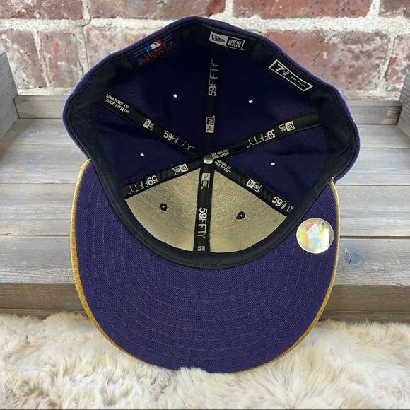 New Era 59Fifty Men’s Seattle Mariners Hat Purple/Gold Fitted - Picture 8 of 9
